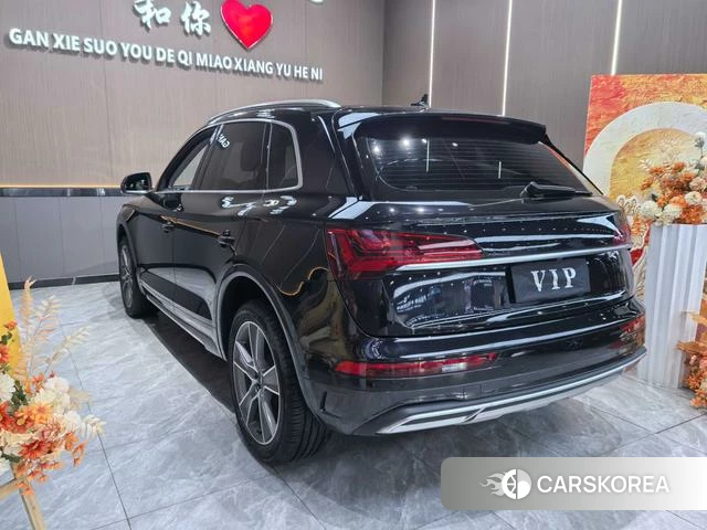 Audi Q5L 2023 Черный из Китая