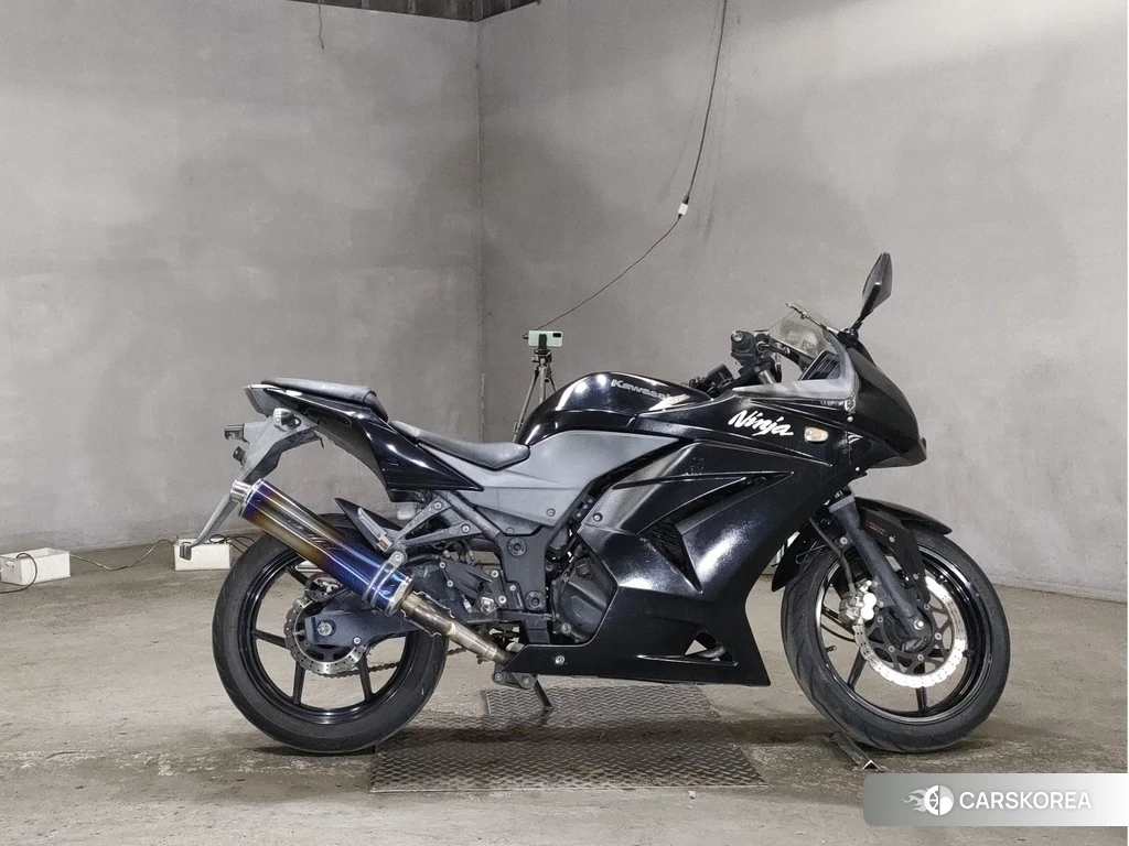 Проданный Kawasaki NINJA 250R id 4154754 из Японии