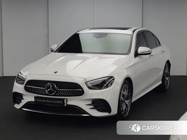 Mercedes-Benz E-Class W213 2021 Белый из Кореи