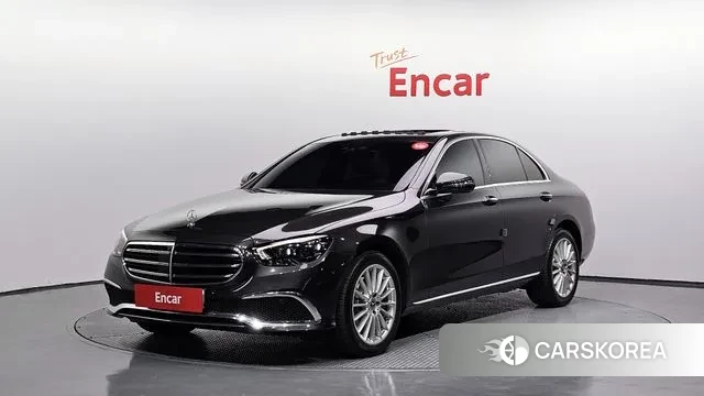 Mercedes-Benz E-Class W213 2021 Серый из Кореи