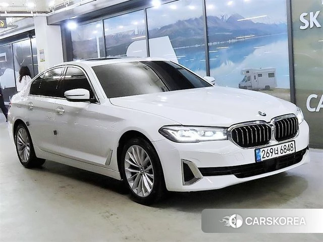 BMW 5 Series (G30) 2021 Белый из Кореи