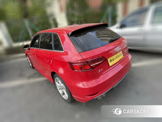 Audi A3 2021 Красный из Китая