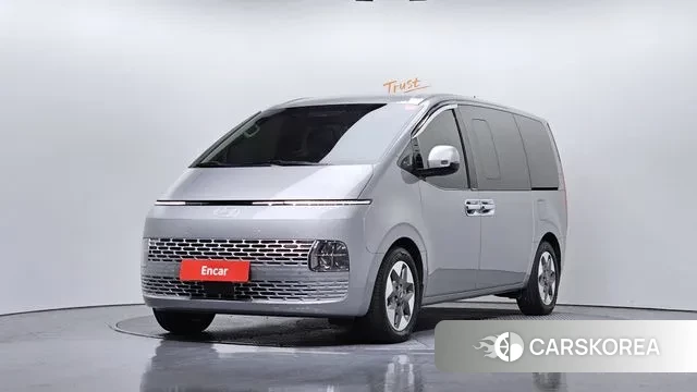 Hyundai Staria 2025 Серебристо-серый из Кореи