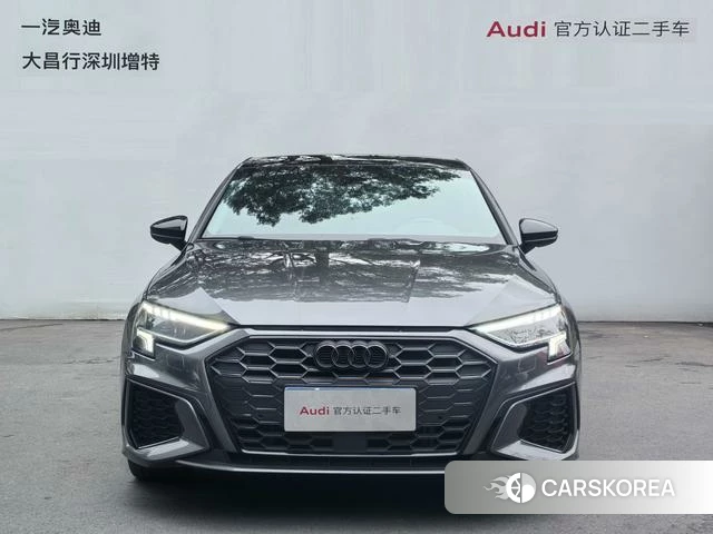 Audi A3 2022 Темно-серый из Китая