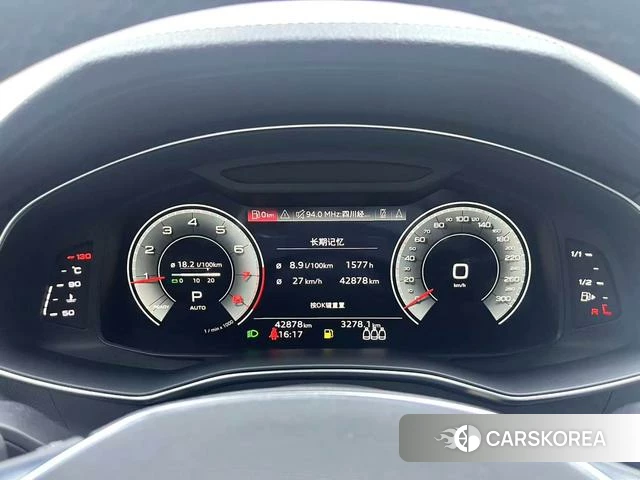 Audi A6L 2022 Черный из Китая