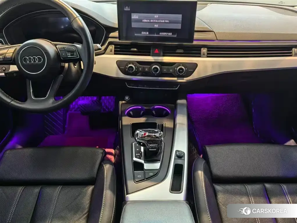 Audi A4L 2022 Белый из Китая