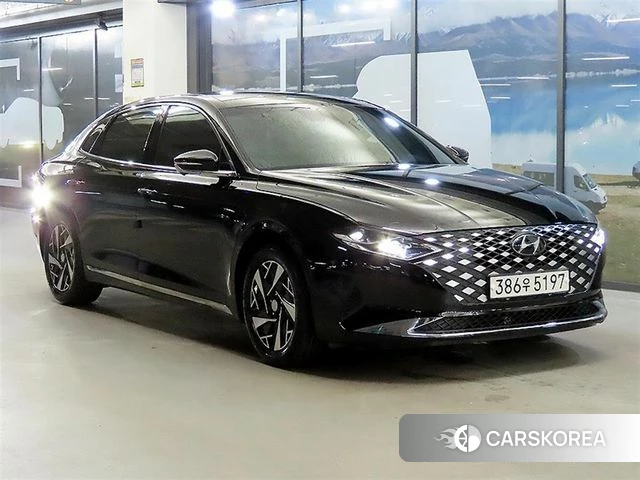 Hyundai The New Grandeur IG Hybrid 2022 Черный из Кореи