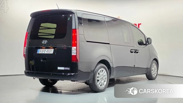 Hyundai Staria 2024 Черный из Кореи