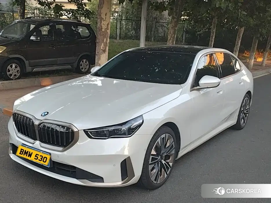 BMW 5 series 2024 Белый из Китая
