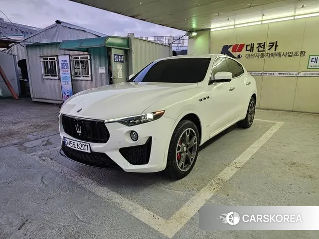 Maserati Levante 2020 Белый из Кореи
