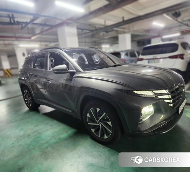 Hyundai Tucson Hybrid (NX4) 2022 Темно-зеленый из Кореи