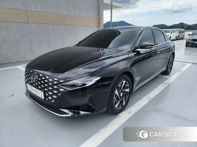 Hyundai The New Grandeur IG Hybrid 2022 Черный из Кореи