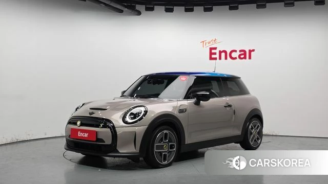 Mini Cooper Electric 2022 Песочный из Кореи