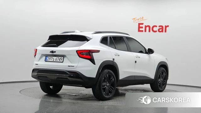 Chevrolet (GM Daewoo) Trax Crossover 2025 Белый из Кореи