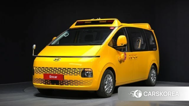 Hyundai Staria 2022 Желтый из Кореи