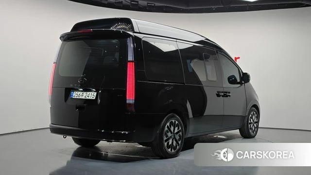 Hyundai Staria 2022 Черный из Кореи