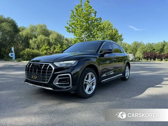Audi Q5L 2022 Черный из Китая