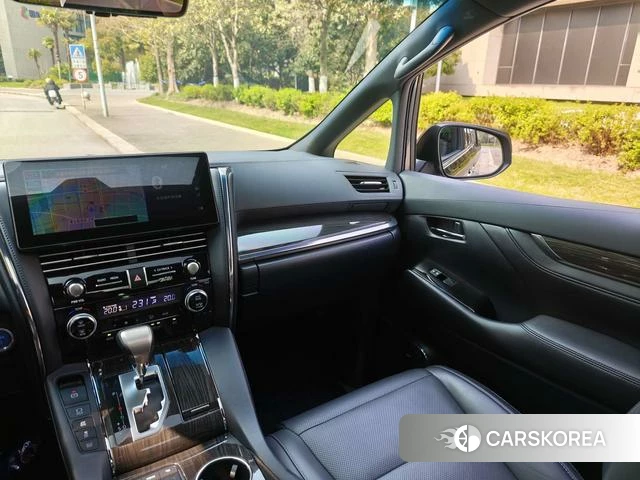 Lexus LM 2020 Черный из Китая
