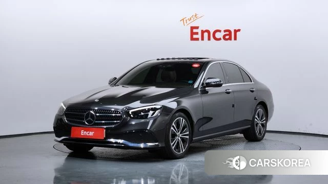 Mercedes-Benz E-Class W213 2021 Серый из Кореи
