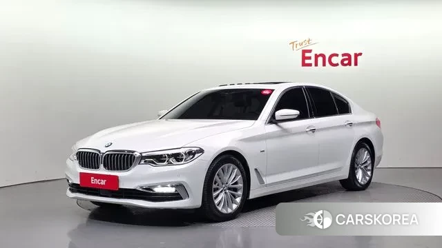 BMW 5 Series (G30) 2018 Белый из Кореи