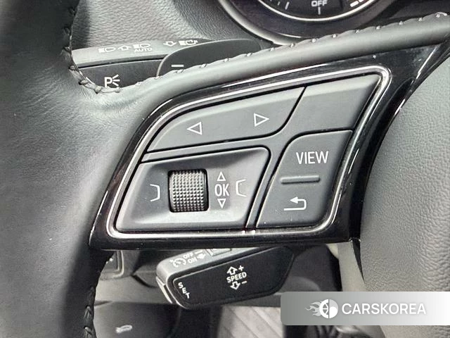 Audi Q2L 2022 Белый из Китая