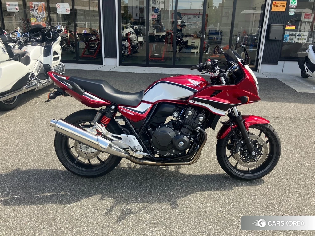 Проданный Honda CB400SF BOLDOR ABS 2020 из Японии