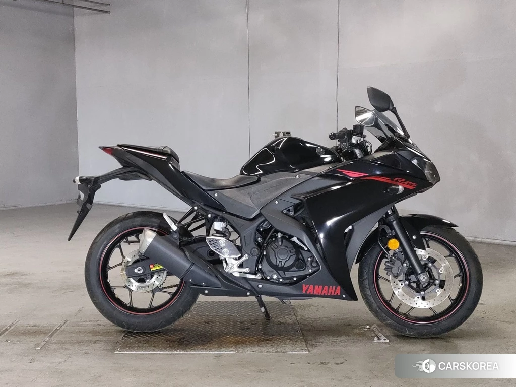 Проданный Yamaha YZF-R25 2015 из Японии