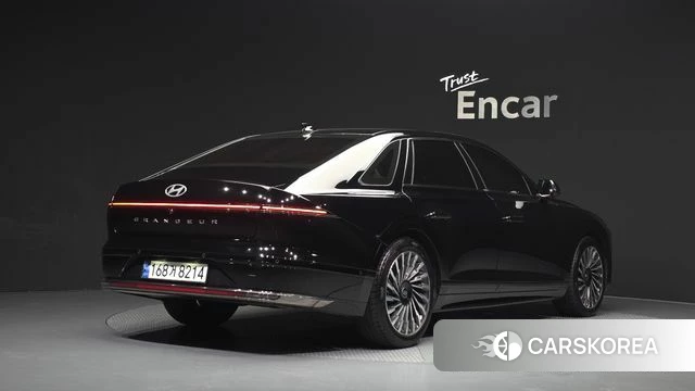 Hyundai Grandeur (GN7) 2023 Черный из Кореи