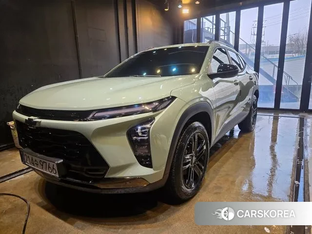 Chevrolet (GM Daewoo) Trax Crossover 2024 Синий нефрит из Кореи