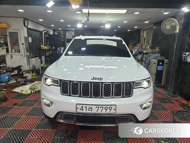 Jeep Grand Cherokee 2019 Белый из Кореи