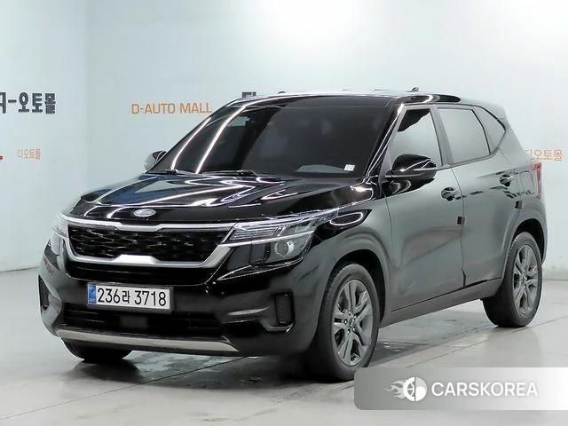 Kia Seltos 2020 Черный из Кореи