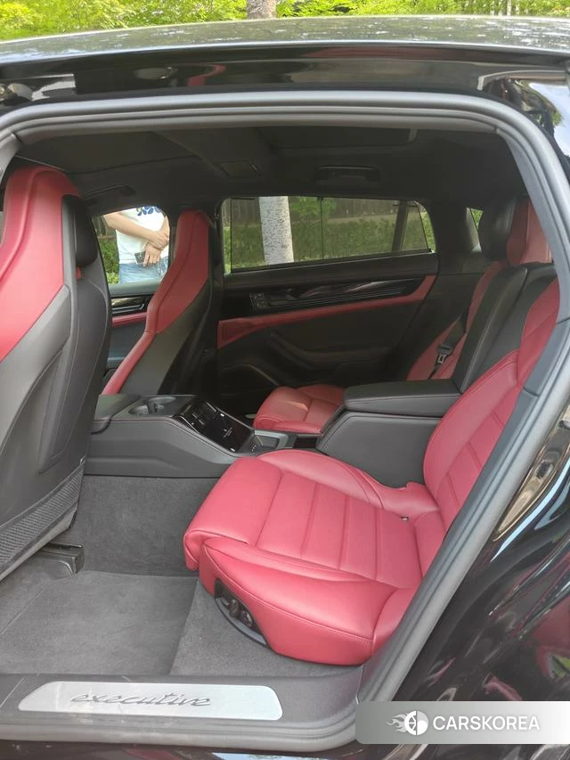 Porsche Panamera 2026 Черный из Китая