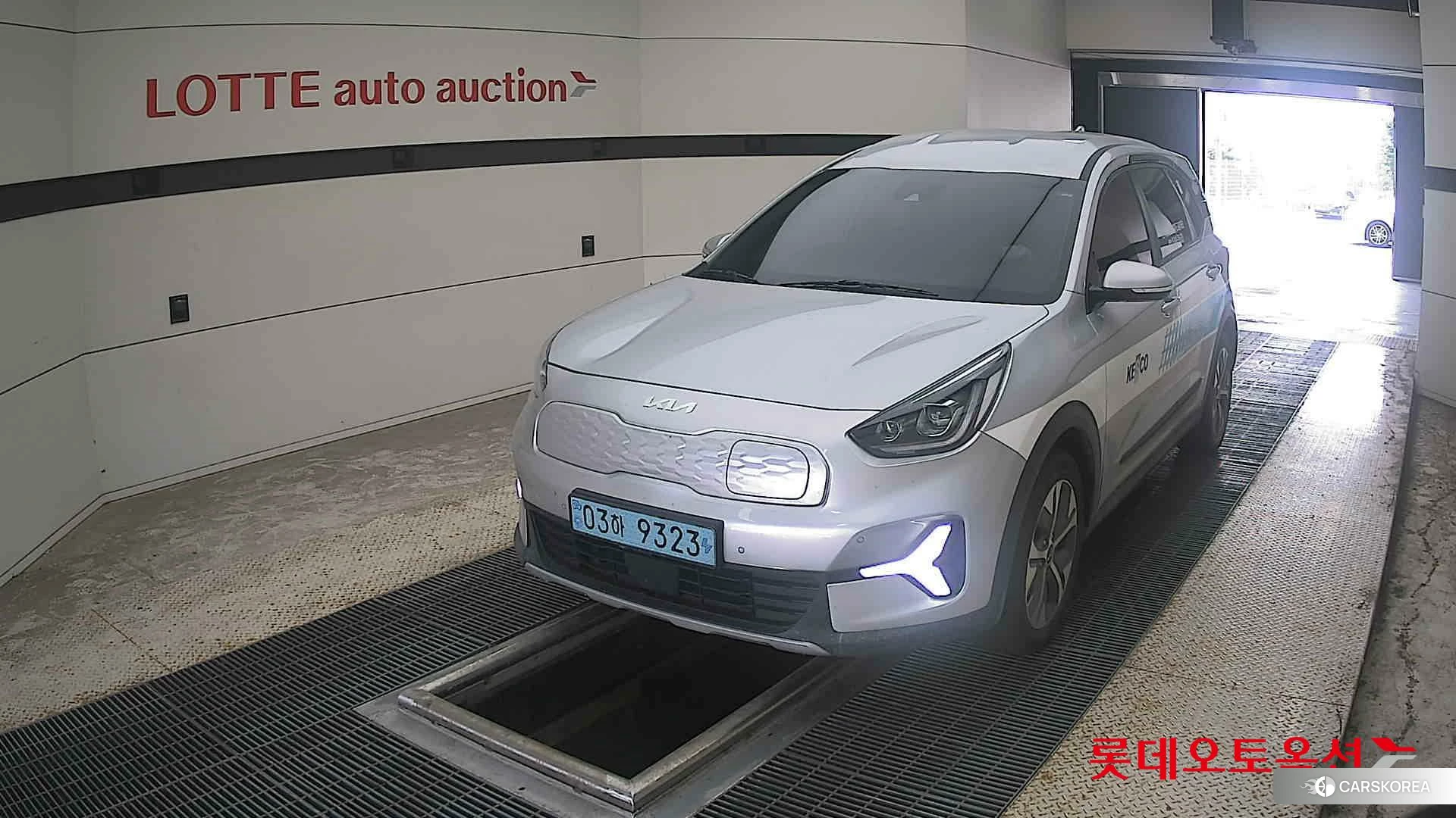 Kia Niro Plus 2023 Sparkling Silver из Кореи