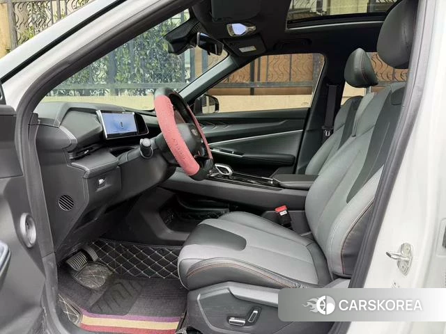 Geely Automobile Boyue 2023 Белый из Китая