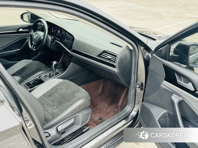 Volkswagen Sagitar 2021 Темно-серый из Китая