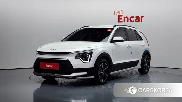Kia Di Ol Nu Niro 2022 Белый из Кореи