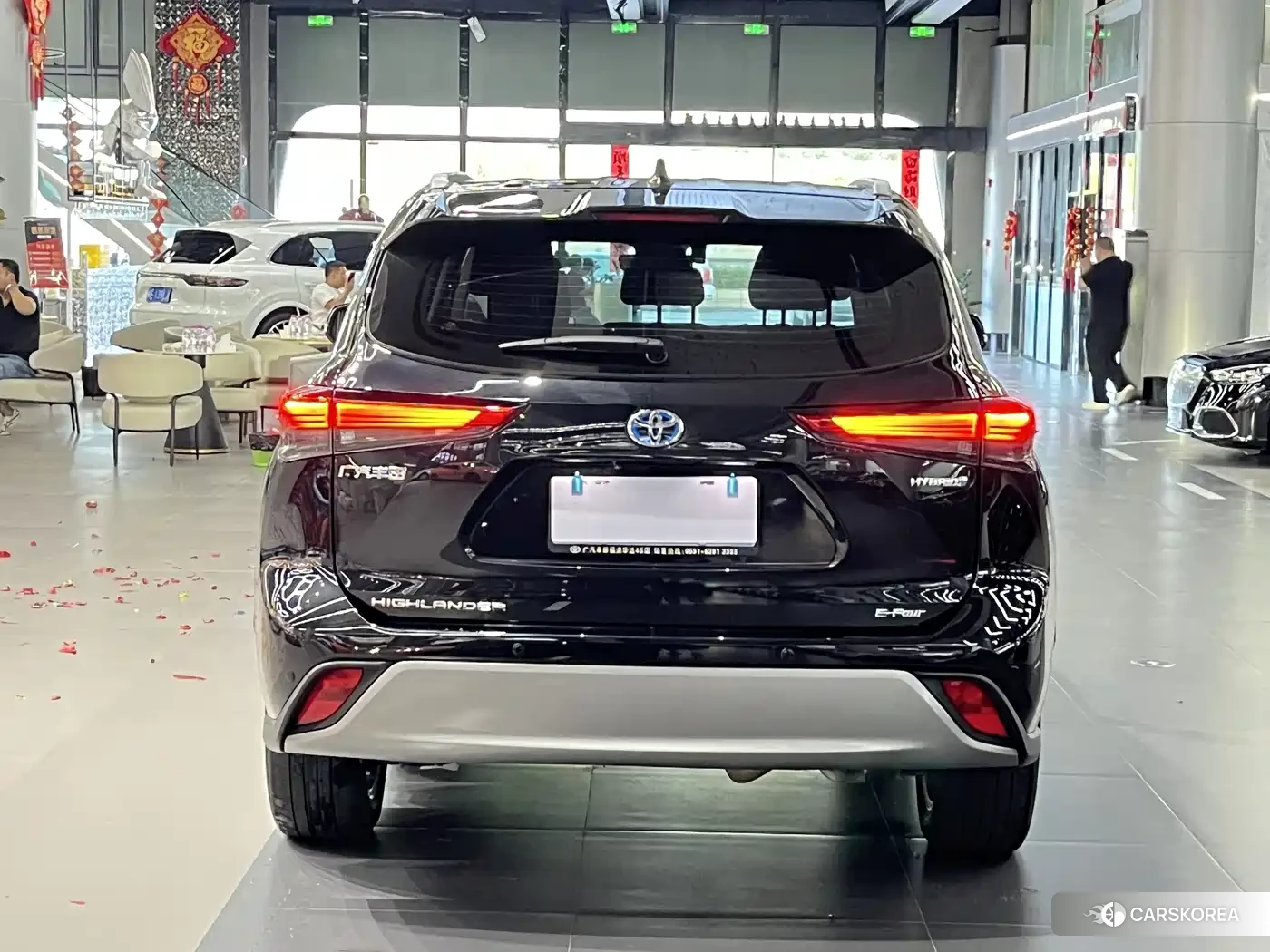 Toyota Highlander 2023 Черный из Китая