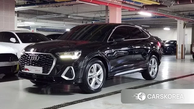 Audi Q3 (F3) 2020 Черный из Кореи