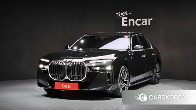 BMW 7 Series (G70) 2025 Серый из Кореи