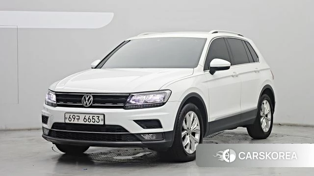 Volkswagen Tiguan second Generation 2018 Белый из Кореи