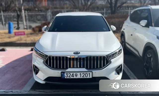 Kia K7 Premier Hybrid 2021 Белый из Кореи