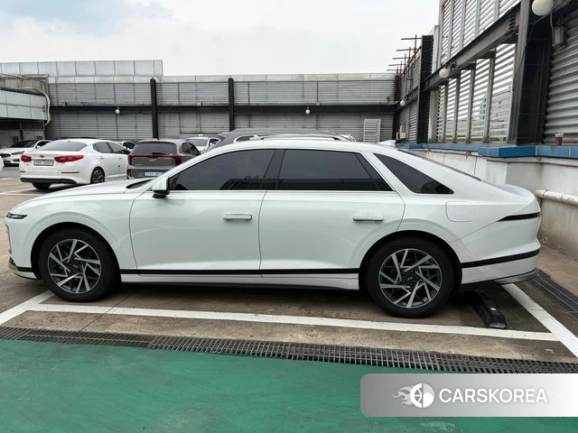 Hyundai Grandeur (GN7) 2022 Белый из Кореи