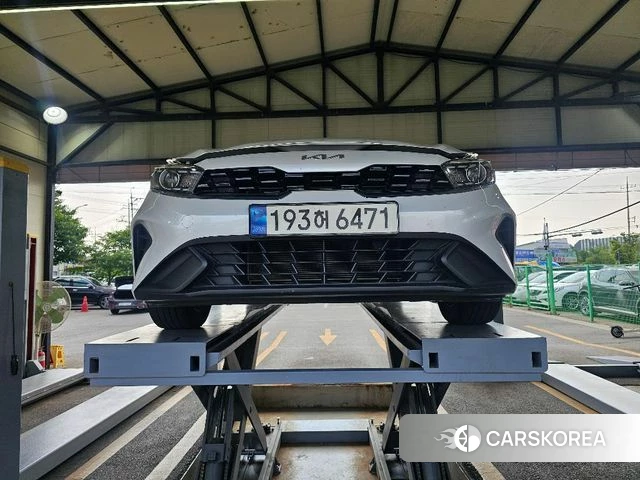 Kia The New K3 2nd generation 2022 Белый из Кореи