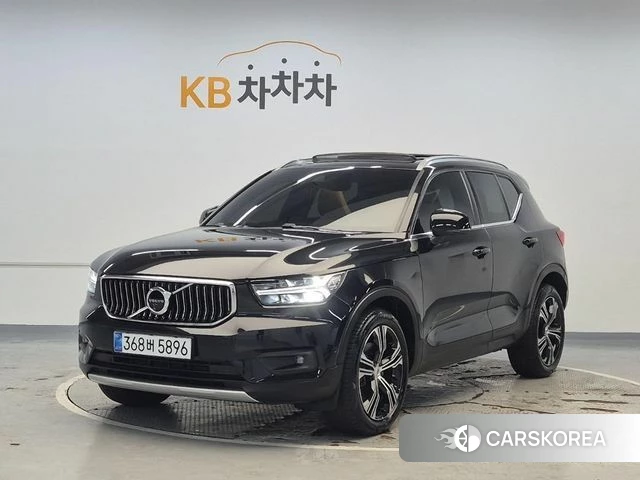Volvo XC40 2021 Черный из Кореи