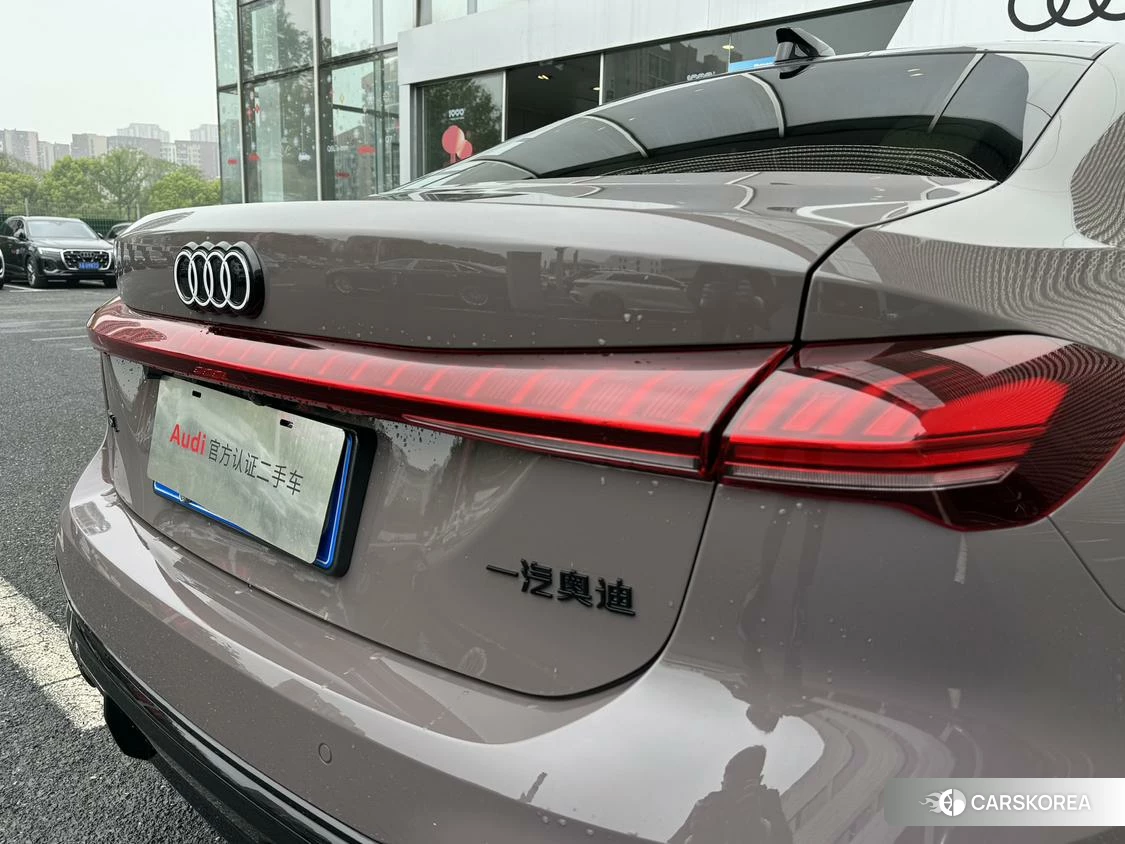 Audi A5L 2025 Коричневый из Китая