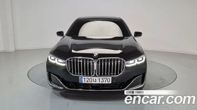 BMW 7 Series (G11) 2021 Черный из Кореи