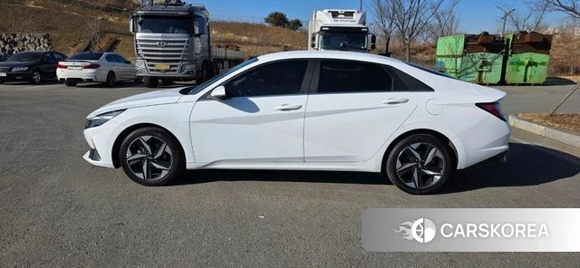 Hyundai Avante (CN7) 2020 Белый из Кореи