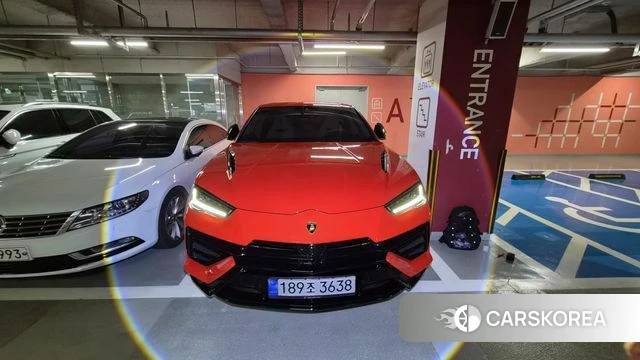 Lamborghini Urus 2023 Красный из Кореи