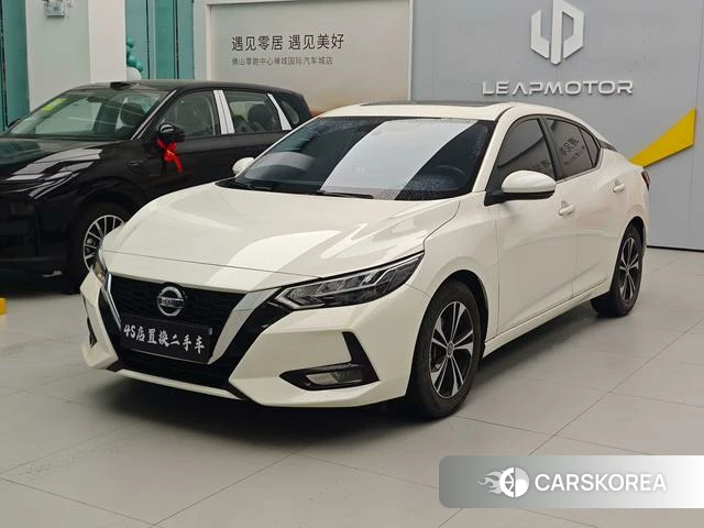 Nissan Xuan Yi 2023 Белый из Китая