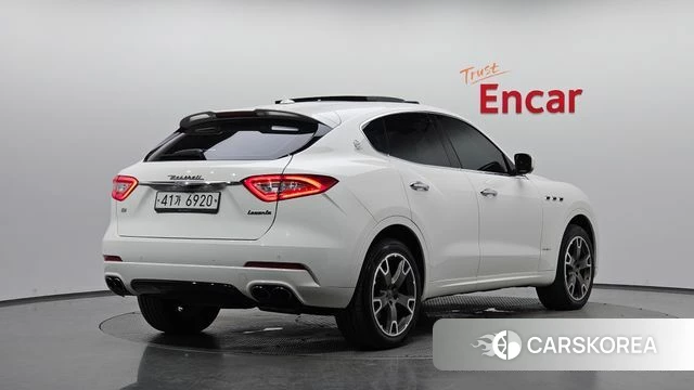 Maserati Levante 2018 Белый из Кореи